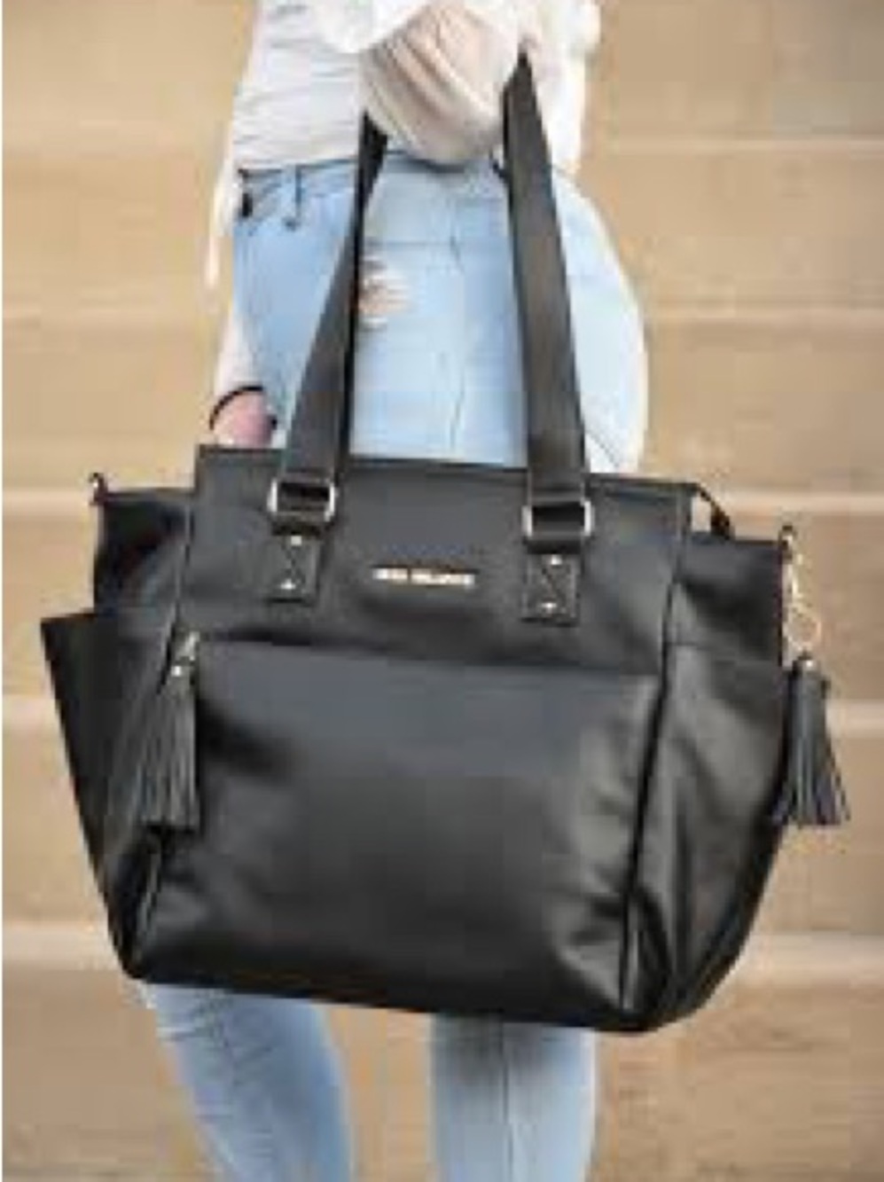 BLACK TOTE BAG